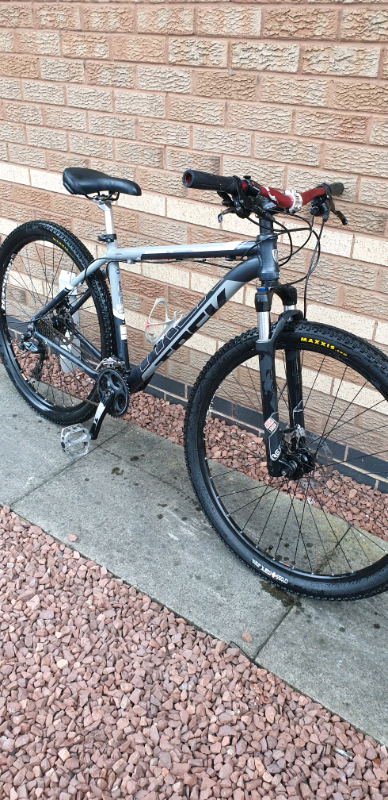 trek 5600 mountain bike